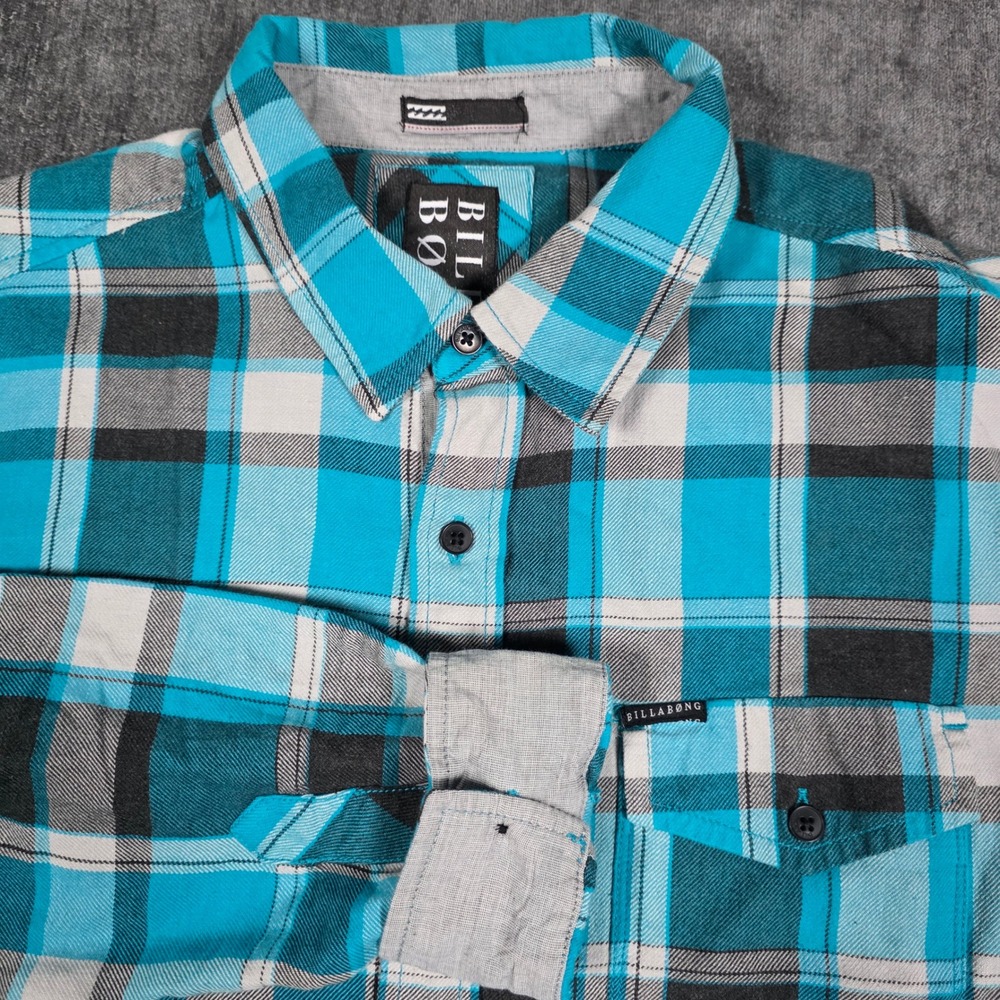 Billabong Mens Flannel Shirt Medium Blue Black Plaid Long Sleeve Button Up Skate